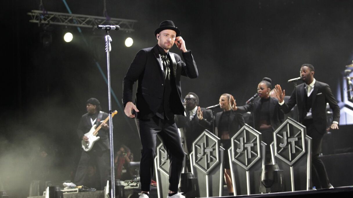 Vendredi 30 mai, Justin Timberlake a ouvert le festival Mawazine. Un événement dont la star a fait un véritable feu d'artifice. Chanteur, danseur, l'artiste a offert au public un show révélant toute la puissance de son génie musical.  
