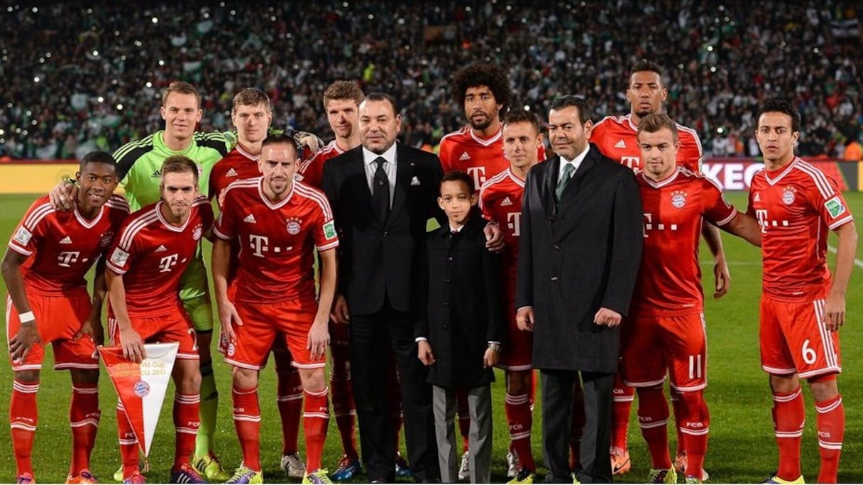 Le roi Mohammed VI a salué les joueurs du Bayern de Munich qui décroche, à l'issue de cette compétition, le titre de champion du monde.
