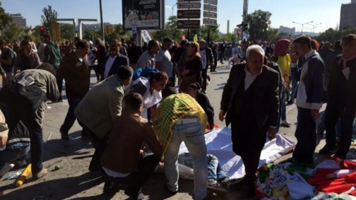 Sur les lieux de l'attentat, ce matin à Ankara.
