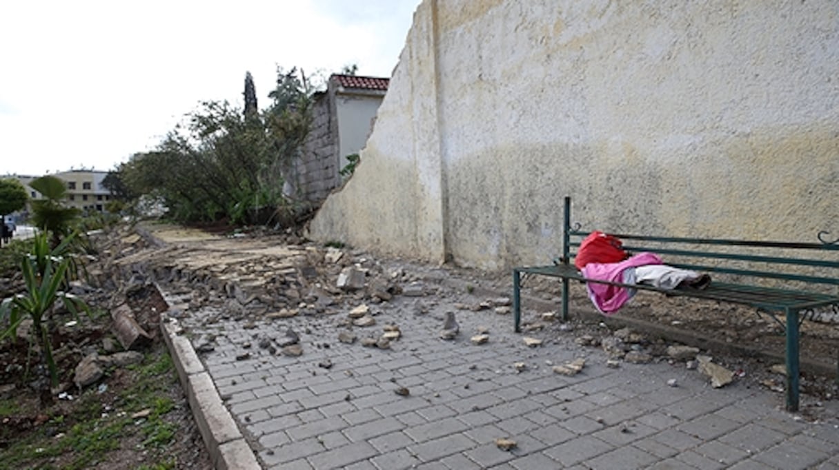 Effondrement d’un mur de clôture de l’hôpital psychiatrique Ibn Al Hassan de Fès.
