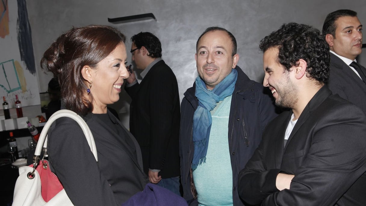 Fatiha Layadi, Albert Ouaknine et Omar Alaoui étaient présents pour fêter avec l'artiste la sortie de son bel ouvrage.
