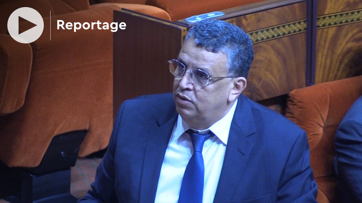 Abdellatif Ouahbi, ministre de la Justice, répond aux questions des députés de la première Chambre du Parlement, le 27 juin 2022 à Rabat. 
