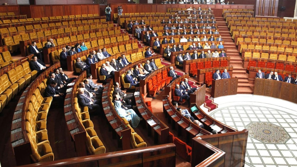 La Chambre des conseillers.
