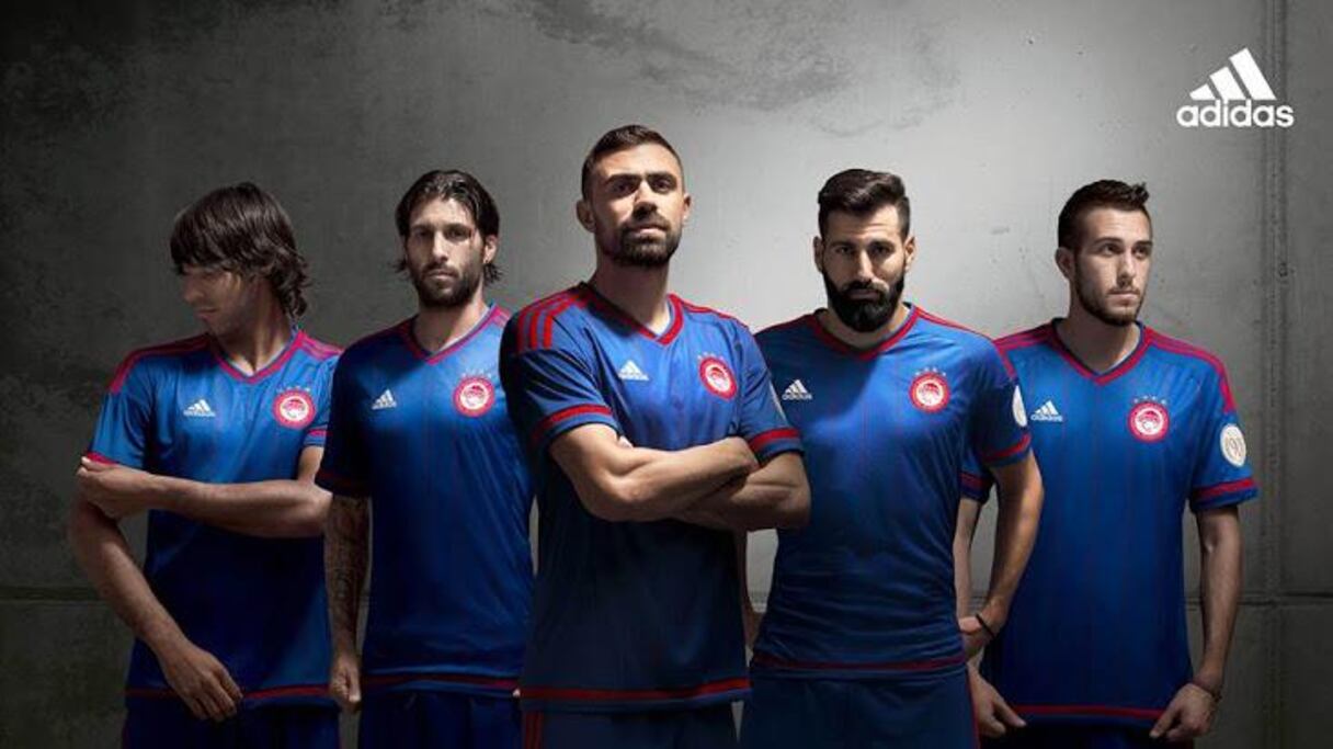 Olympiakos third (Adidas).