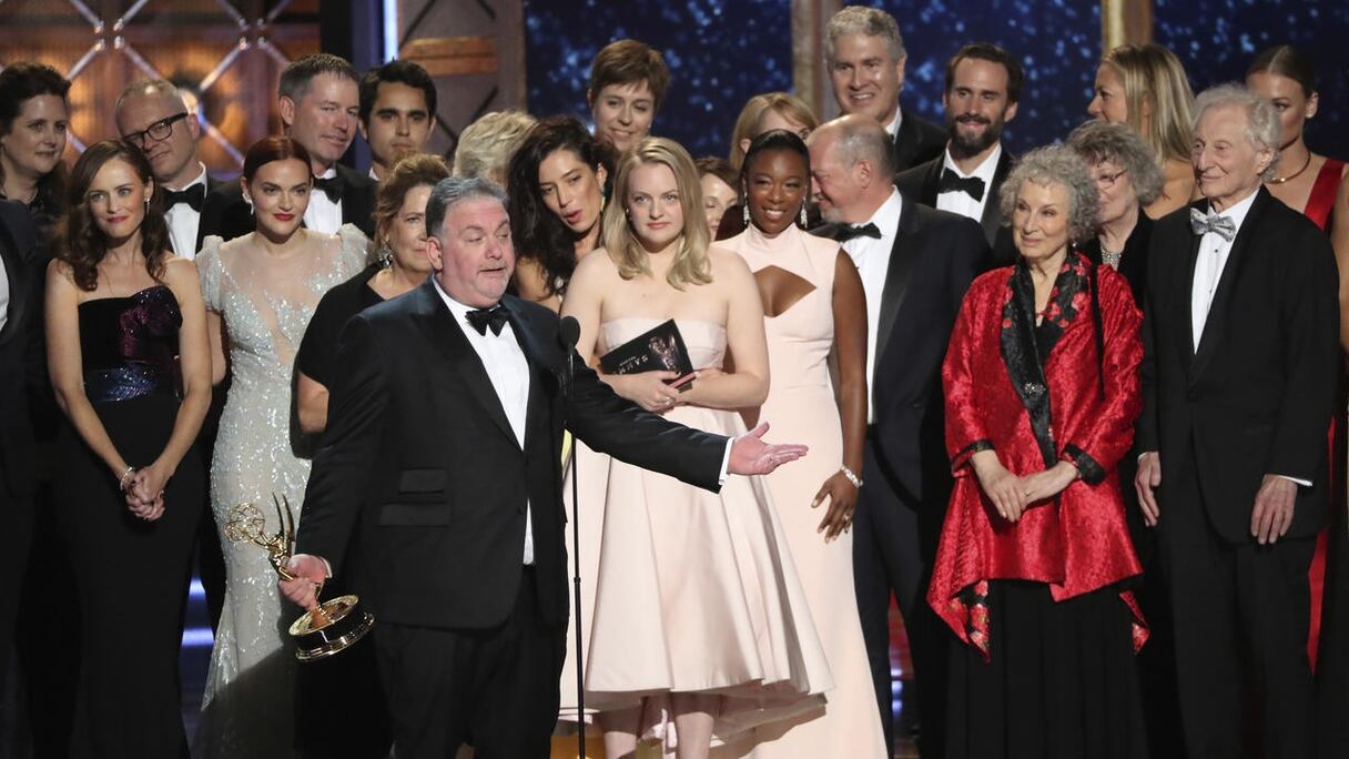 L'équipe de The Handmaid's Tale, la série adaptée de La Servante Ecarlate de Margaret Atwood