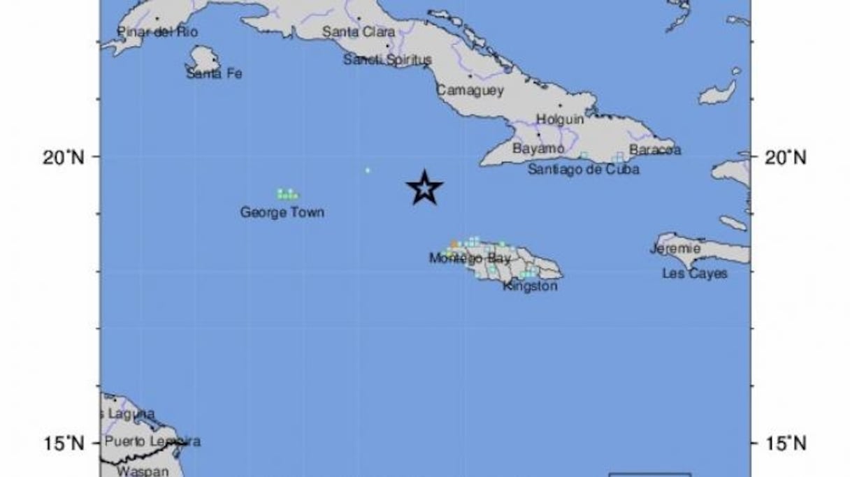 Une alerte au tsunami a été lancée pour Cuba, la Jamaïque et les îles Caïman.
