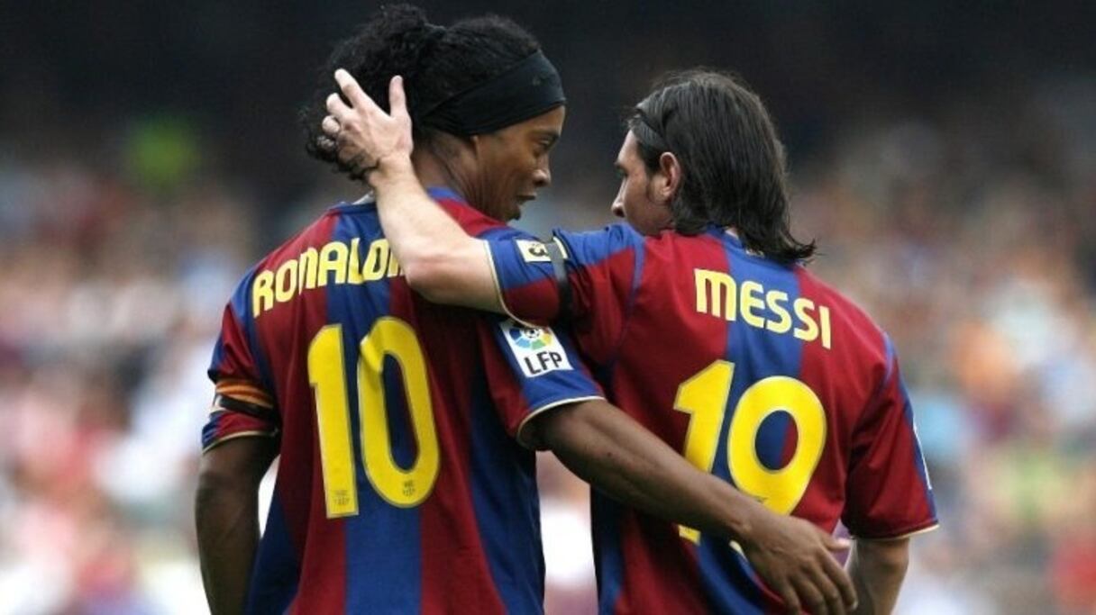Ronaldinho et Messi sous les couleurs du Barça.

