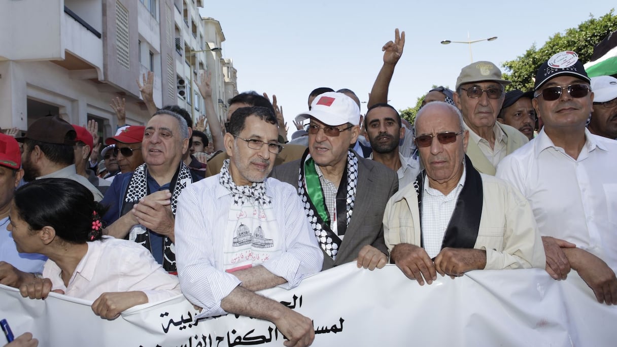 Saâd Eddine El Othmani, président du conseil national du PJD et ancien ministre des Affaires étrangères, aux côtés de Mohand Laenser, SG du MP et ancien ministre de l'Urbanisme et de l'aménagement du territoire.
