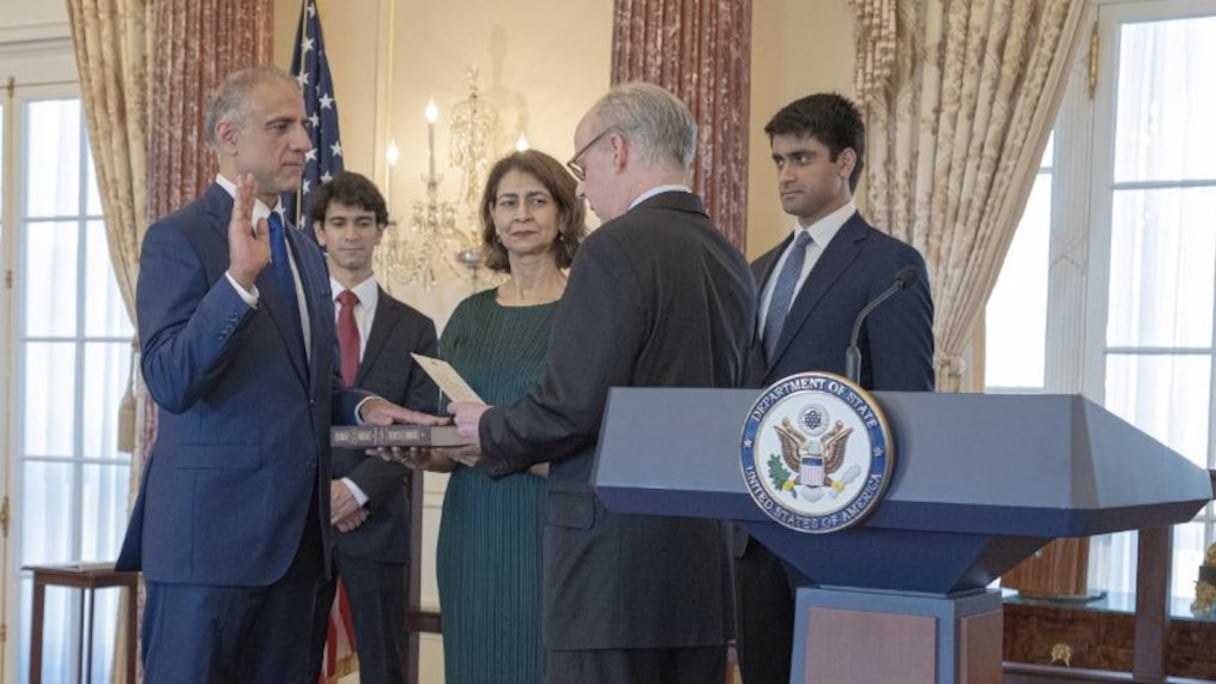 Prestation de serment de Puneet Talwar, le nouvel ambassadeur des Etats-Unis au Maroc, le 4 novembre 2022 au siège du Département d'Etat, à Washington.
