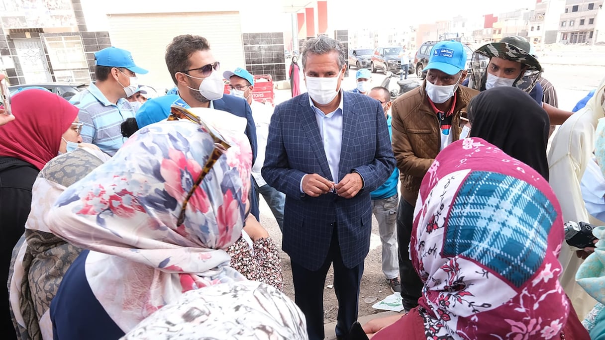 Aziz Akhannouch, président du RNI, lors de sa campagne électorale à Agadir.
