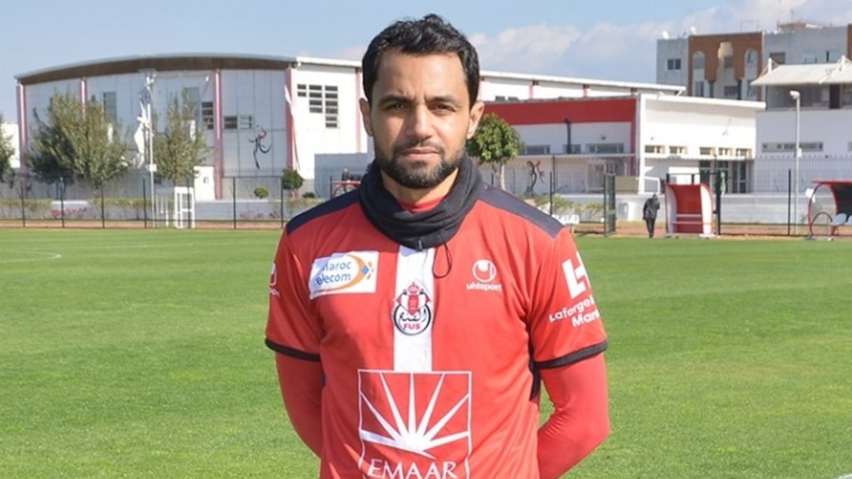 Jamel Aït Ben Idir, ancien milieu de terrain au WAC, FUS, Le Havre, AJ Auxerre...
 
 
 
