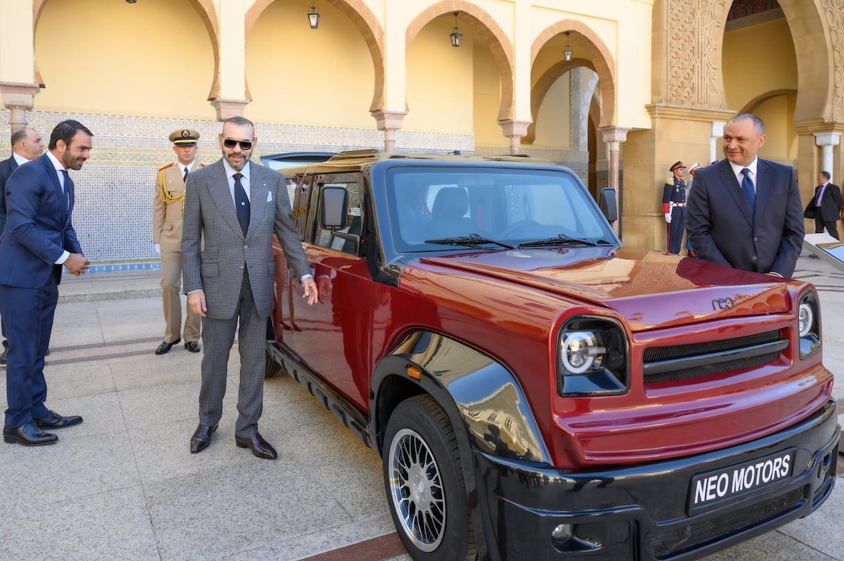 Lors de la présentation présidée par le Roi Mohammed VI du modèle de la voiture du premier constructeur marocain et du prototype d’un véhicule à hydrogène développé par un Marocain, lundi 15 mai à Rabat.