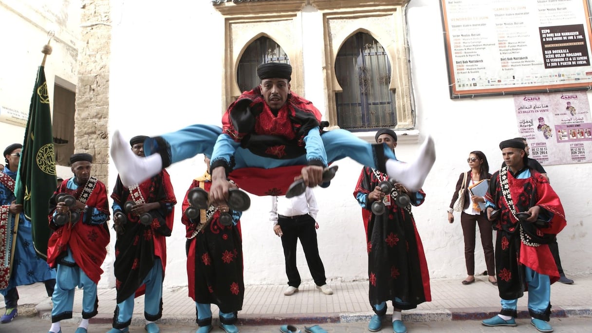 Musiciens, mais aussi acrobates. Les artistes ont émerveillé le public. 
