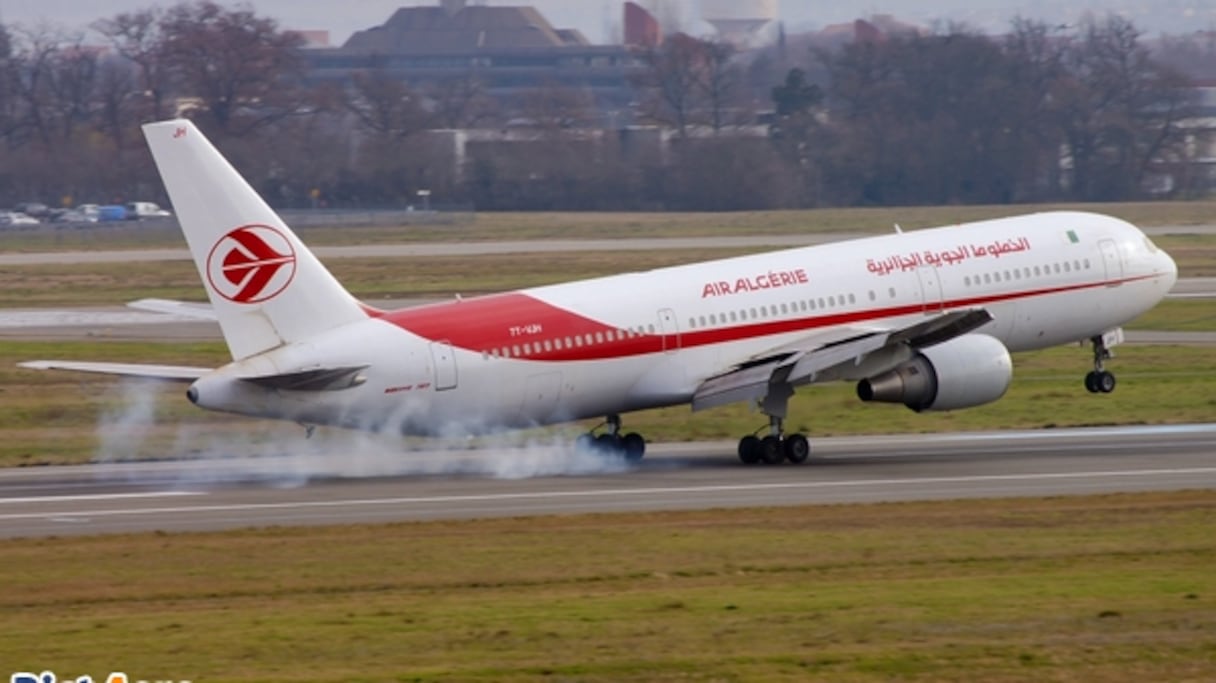 Air Algérie a du plomb dans l'aile.
