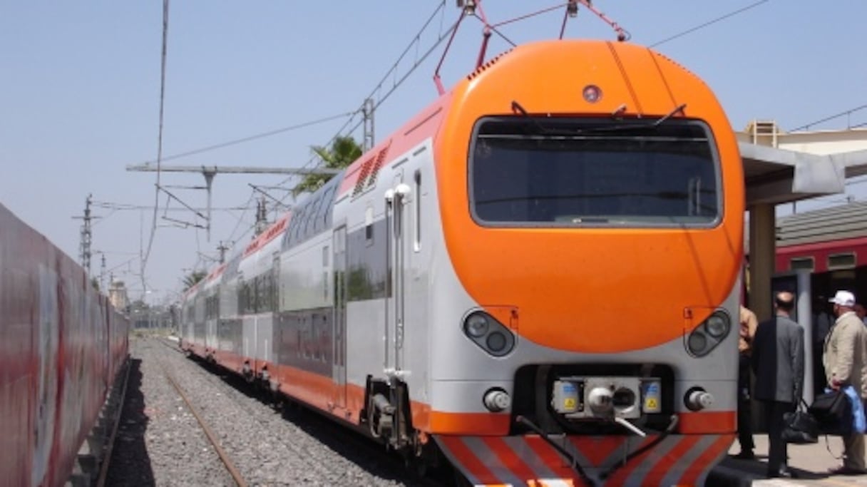 Un train de l'ONCF en gare.
