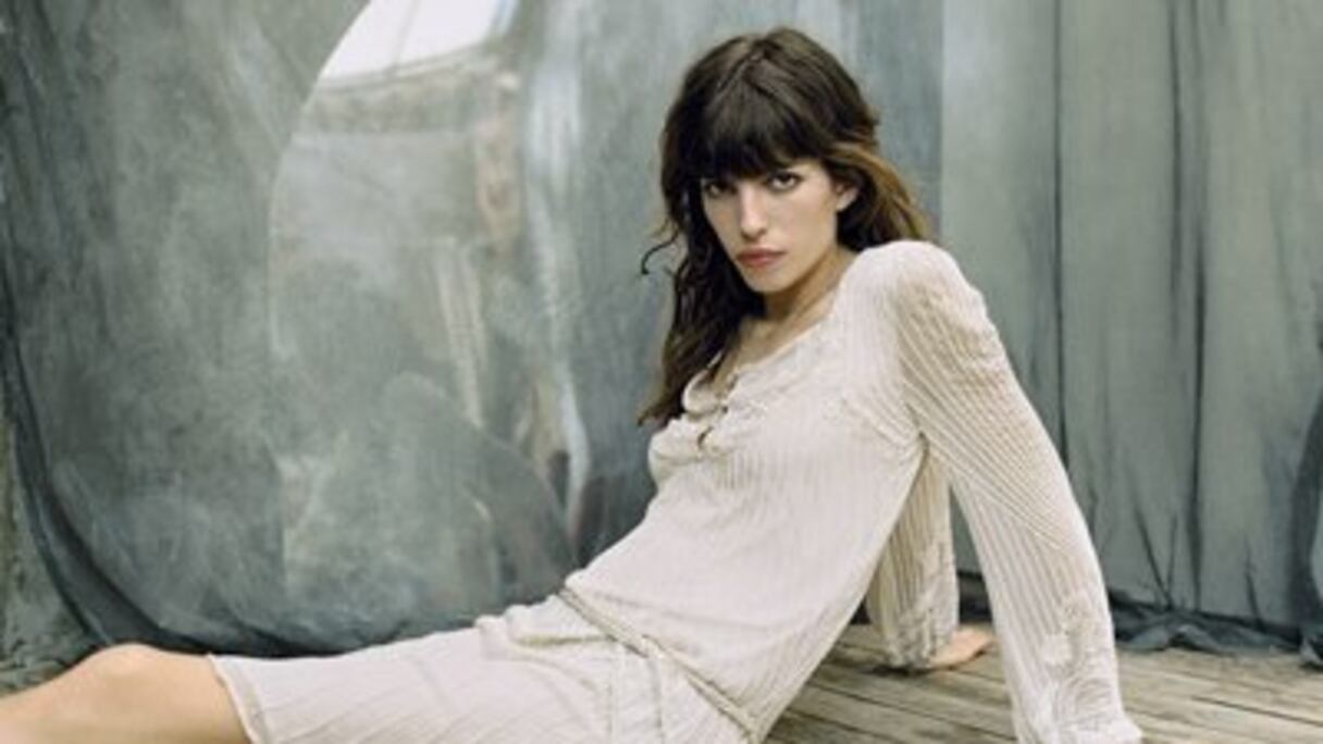 Lou Doillon, actrice et mannequin, saisie par l'oeil de sa soeur, pour La Redoute.
