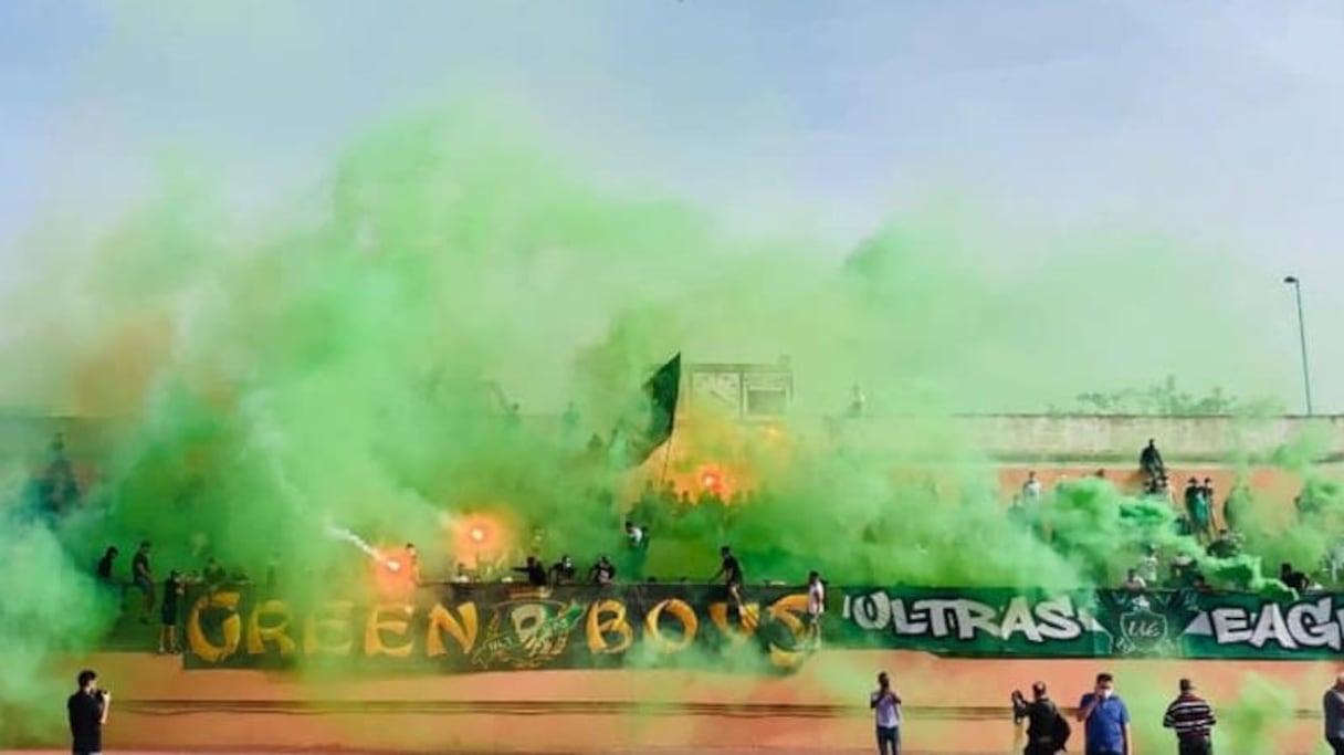 Les supporters du Raja ont organisé un rassemblement au cours duquel les mesures sanitaires n'ont pas été respectées.
