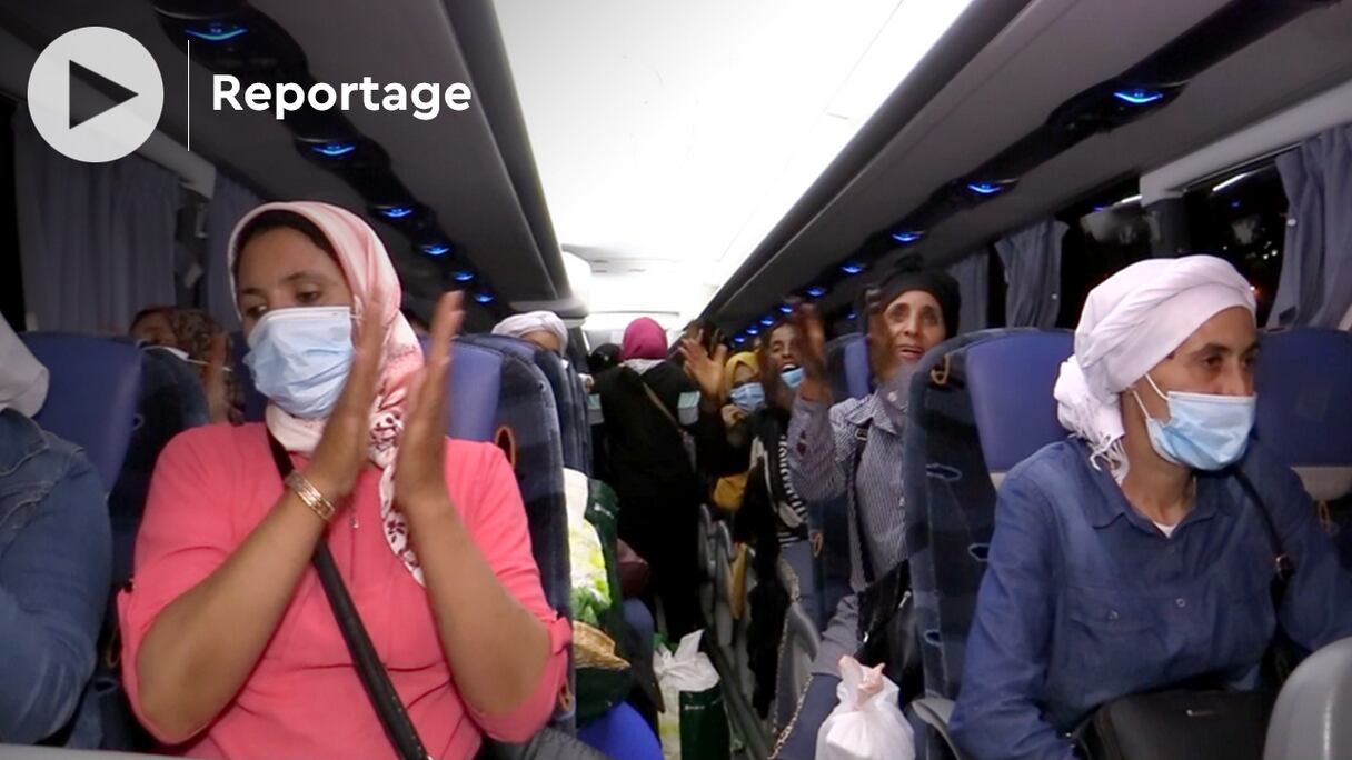 Les ouvrières marocaines travaillant dans les champs de fraises à Huelva, en Espagne, sont enfin rentrées au Maroc.
