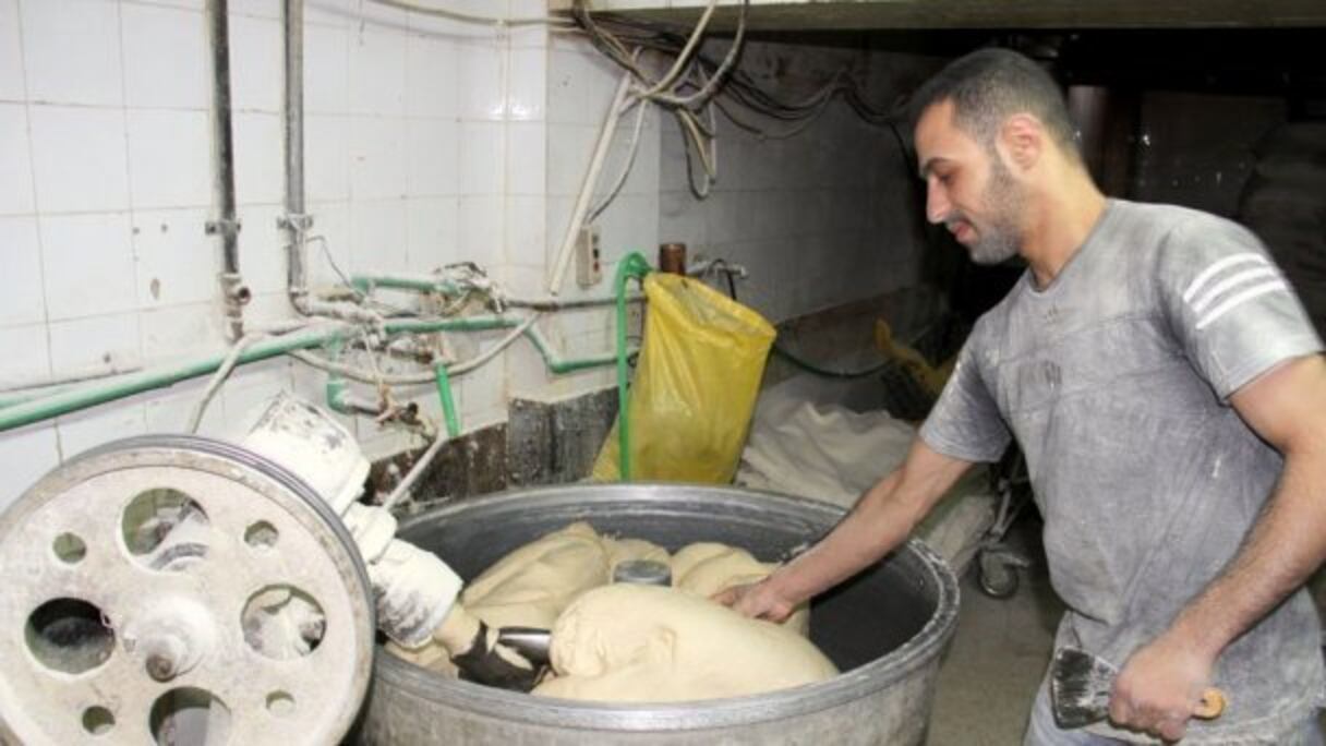 Au Maroc, 13.000 boulangeries produisent 100 millions de pains tous les jours.
