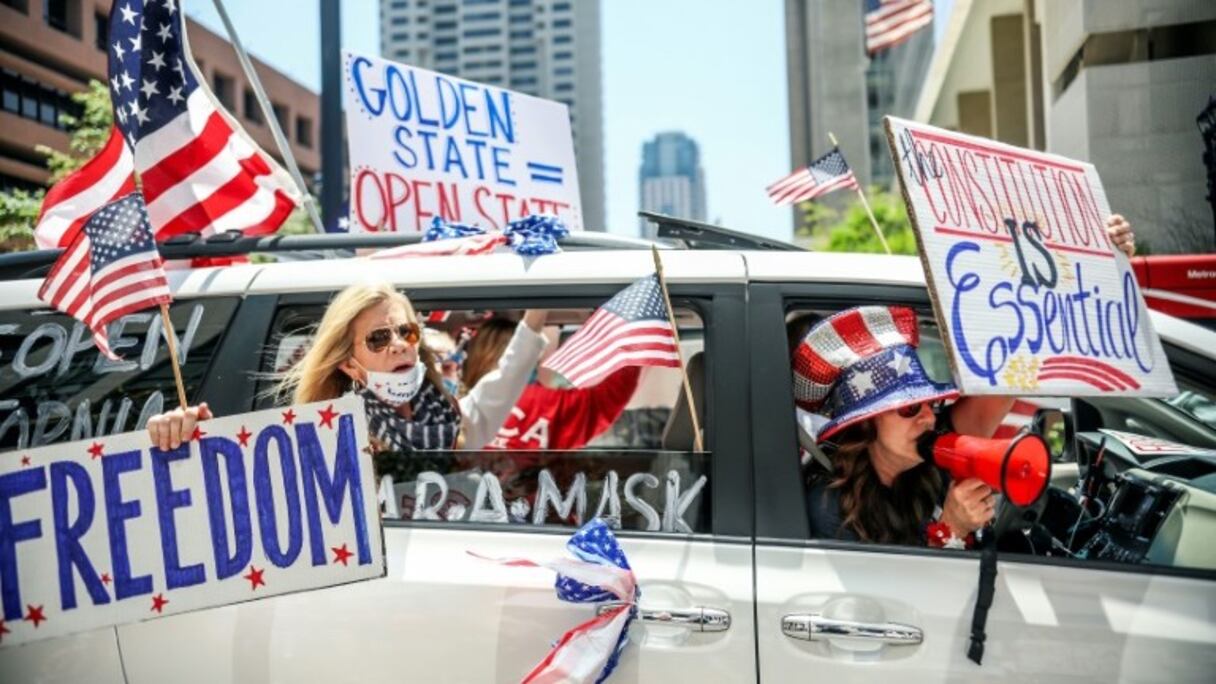 Manifestation contre les mesures de confinement en Californie, le 1er mai 2020 à San Diego.
