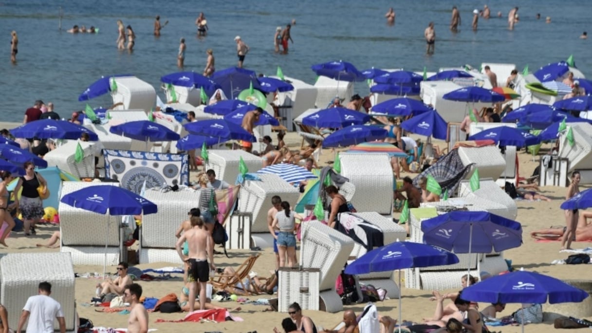 Des vacanciers sur une plage, le 4 août 2018 à Berlin.
