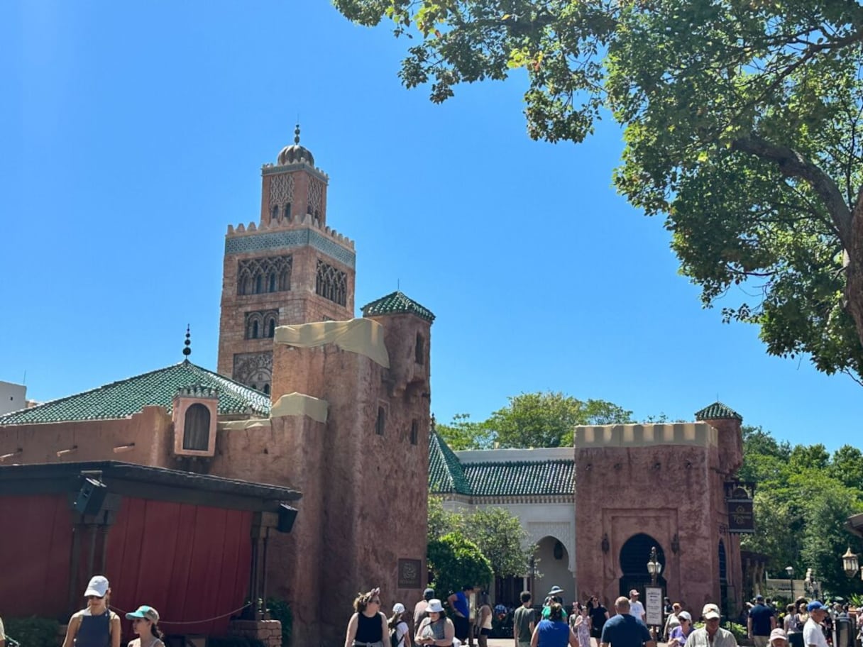 Le pavillon du Maroc au Parc d'exposition de Disney world à Orlando en cours de rénovation.