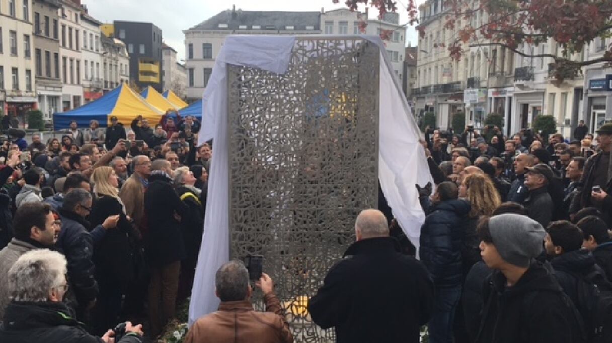 La "Flamme de l’espoir" a été inaugurée ce mardi vers 13h30 sur la place communale de Molenbeek.
