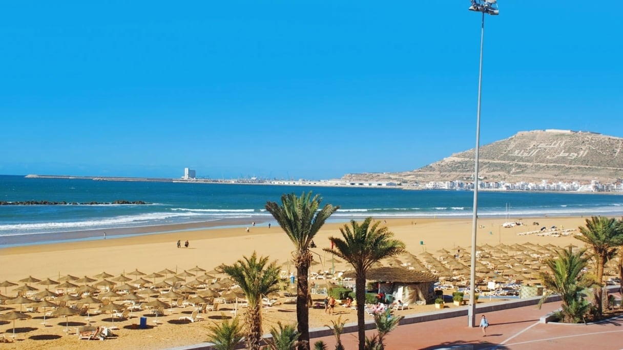 La plage d'Agadir.
