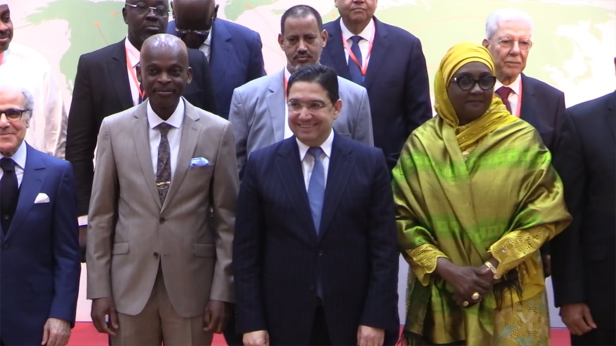 Nasser Bourita, ministre des Affaires étrangères à l'ouverture, jeudi 12 janvier à Rabat, du premier forum sur les coûts excessifs des transferts de fonds de la diaspora africaine.
