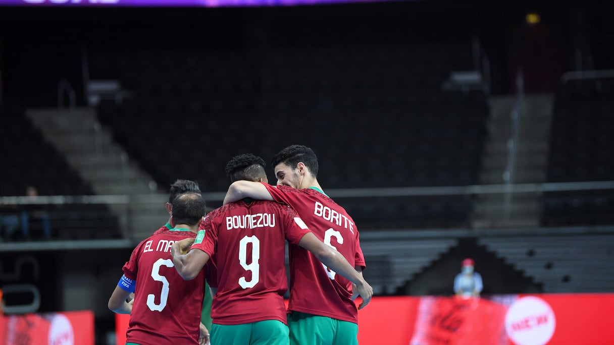 Joie des joueurs de l'équipe nationale de futsal.
