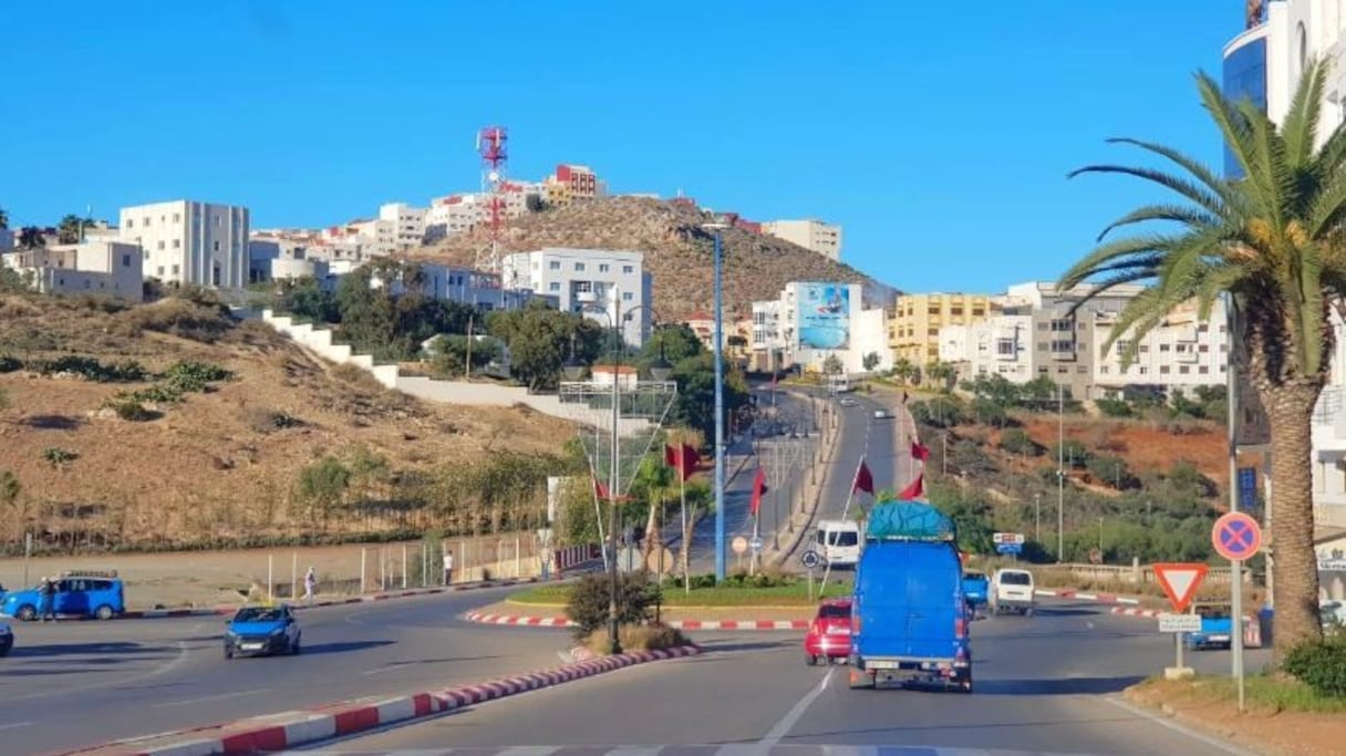 Entrée de la ville d'Al Hoceïma.
