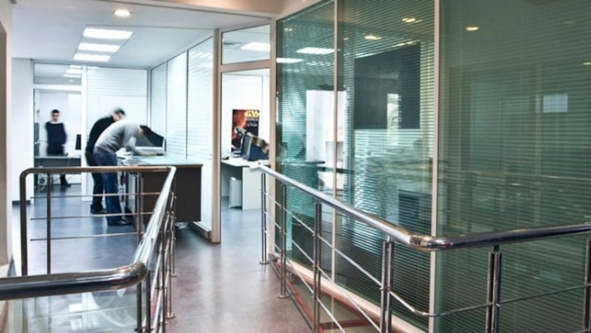 A l'intérieur des locaux de Saga Communication.
