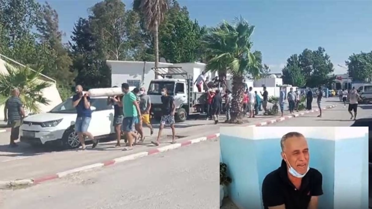 Arrivée d'un camion chargé de bonbonnes d'oxygène médical à l'hôpital de Mateur, Bizerte.
