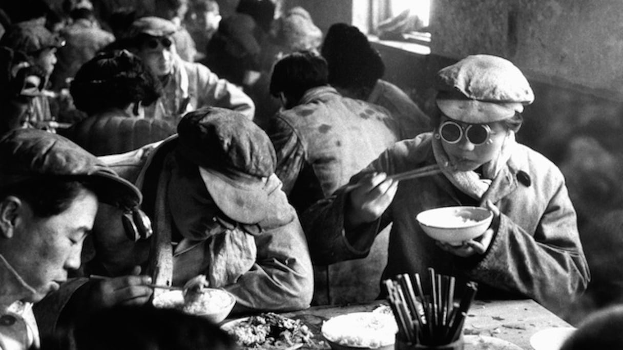 La cantine, Anshan, Chine, 1957.
