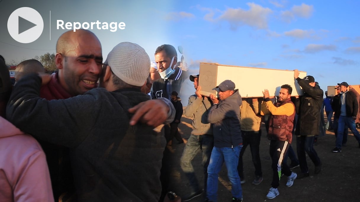 A l'enterrement des trois victimes dans le douar Bouria, dans commune rurale de Nkhilat (province de Settat), le jeudi 4 novembre 2021. 
