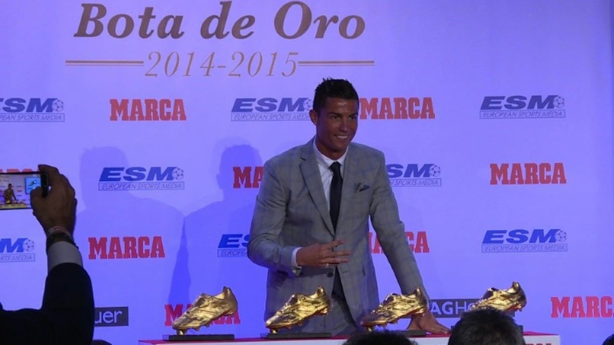 Cristiano Ronaldo et ses quatre souliers d'or.
