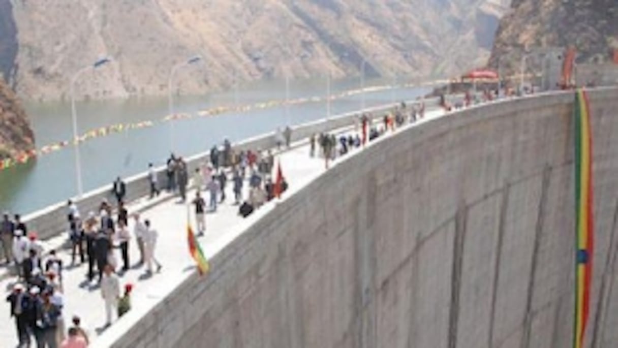 L'Ethiopie a inauguré le barrage le plus haut d'Afrique, un projet qui doit permettre au pays de presque doubler sa capacité énergétique.
