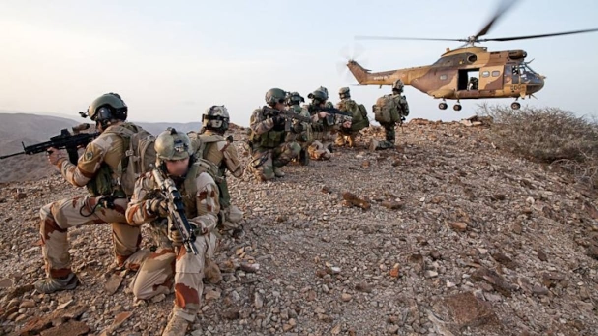 Les forces d'élite des FAR et du Corps des Marines sur le pied de guerre. 
