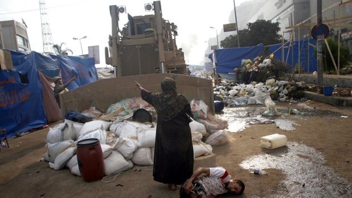 "La femme face au bulldozer : un air de Tian'anmen"
