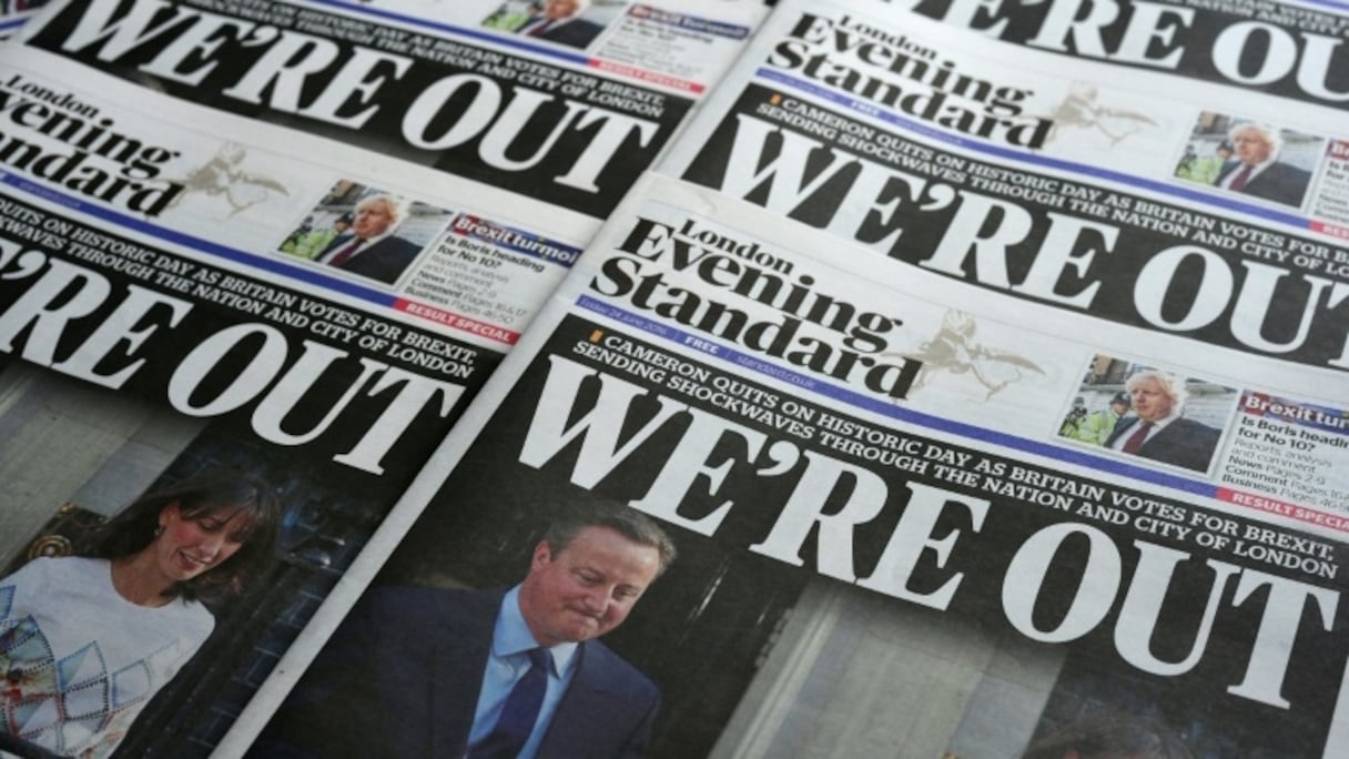 La Une des quotidiens britanniques le 24 juin 2016 à Londres.
