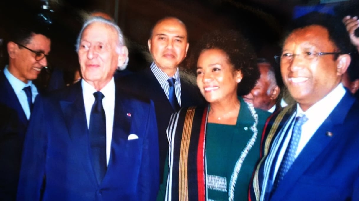 De gauche à droite: Othman Benjelloun, PDG de BMCE Bank Of Africa, Alphonse Ralison, président du conseil d'administration de BOA Madagascar, Michaelle Jean, secrétaire générale de la Francophonie, Hery Rajaonarimampianina, président de la république de Madagascar.
