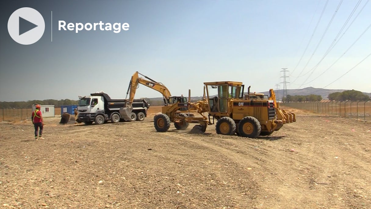 Les travaux de construction de la première centrale solaire photovoltaïque, dans la région Tanger-Tétouan-Al Hoceïma (TTA), d'une puissance installée de 34 mégawatts-crête (MWc), ont été lancés, mardi 26 juillet 2022.
