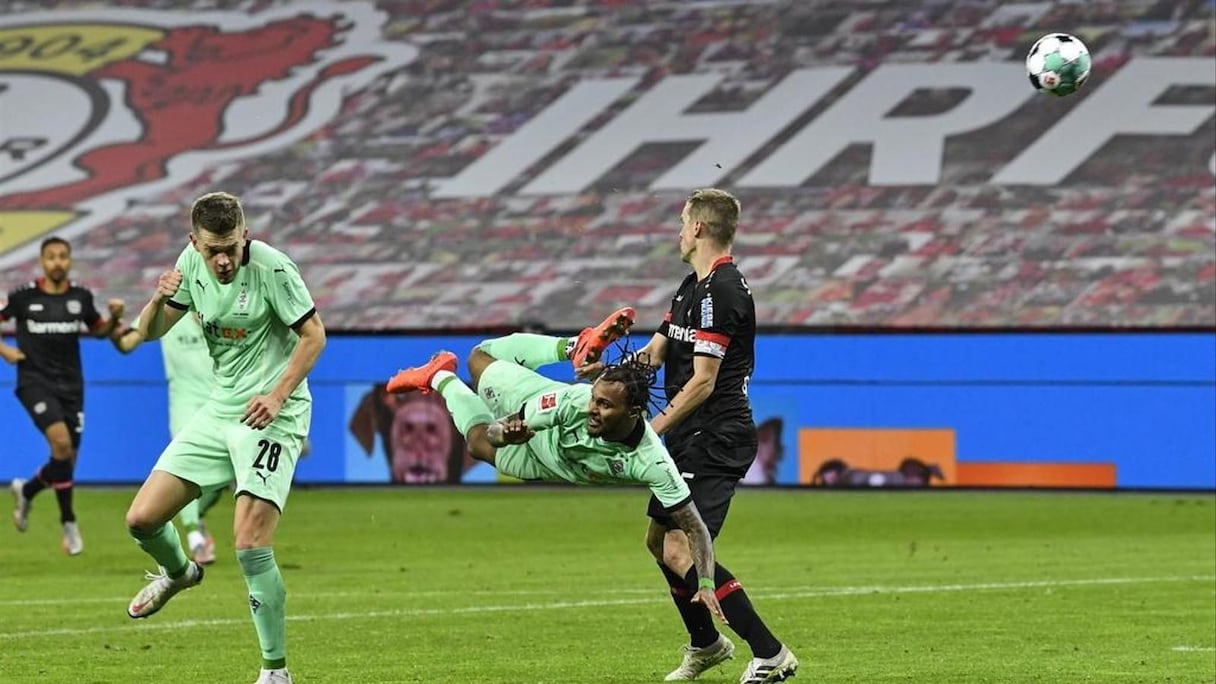 Valentino Lazaro et son exceptionnel coup de scorpion.
