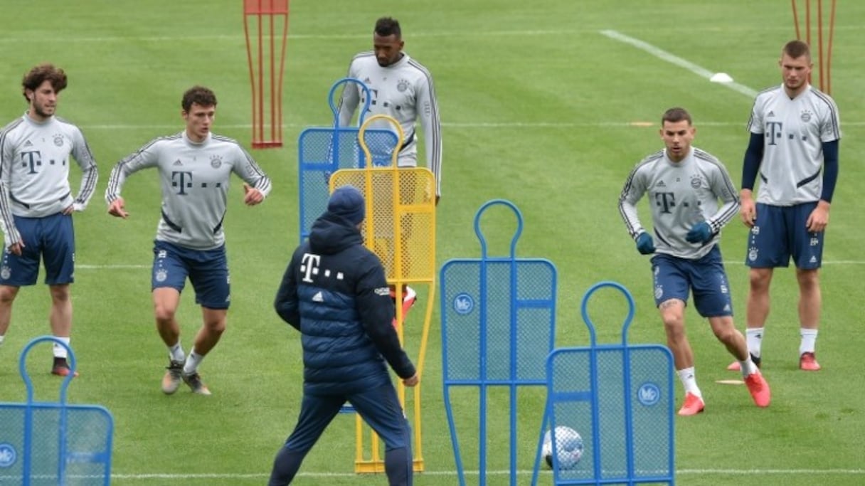 Des joueurs du Bayern Munich à l'entraînement le 5 mai 2020.
