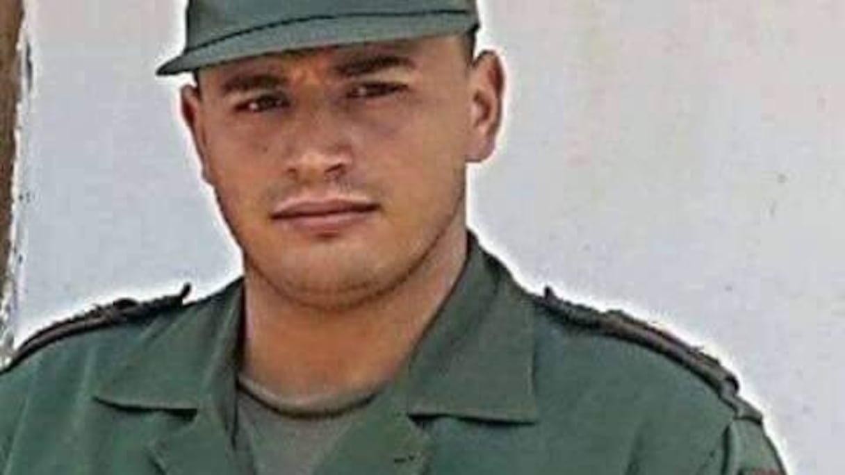 Le casque bleu marocain, prénommé Hicham, de grade officier, est décédé mardi après-midi dans une attaque survenue à une soixantaine de kilomètres de la localité d’Obo, dans le sud-est de la République centrafricaine.
