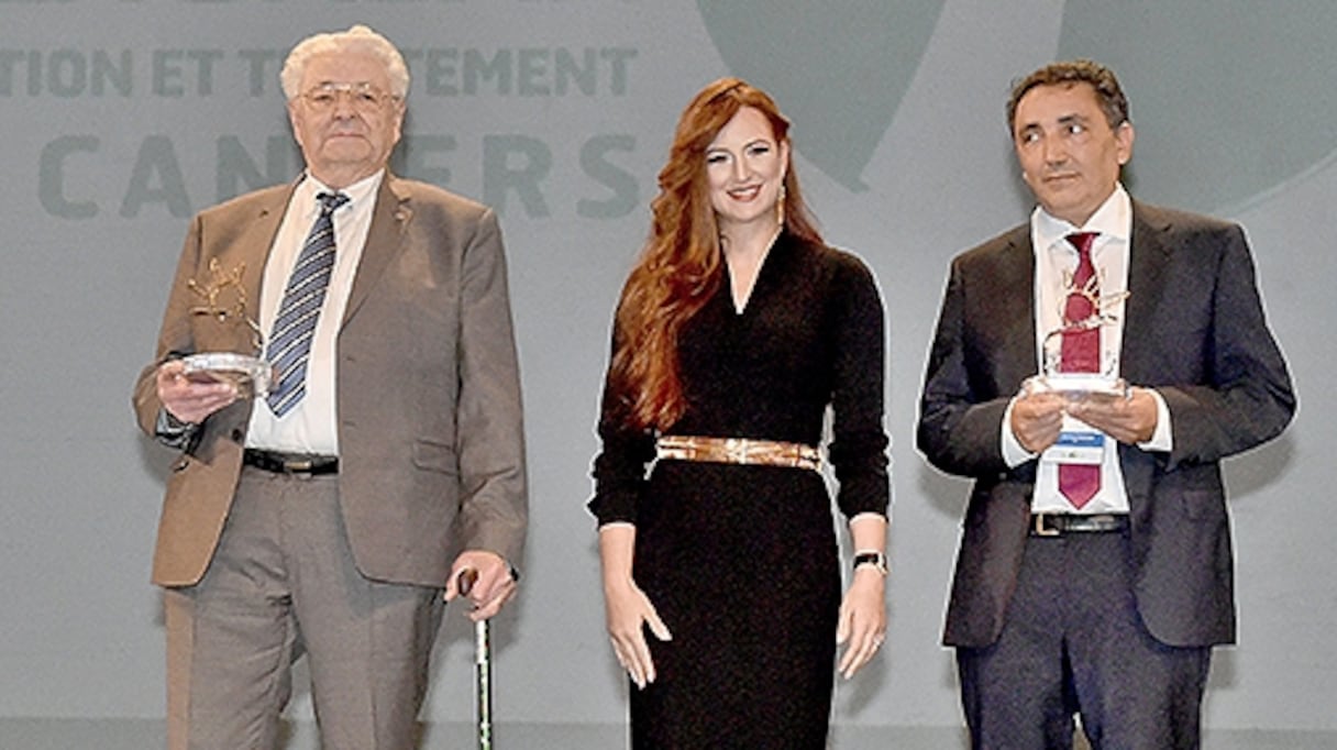 La princesse Lalla Salma avec les professeurs Claude Chardot et Hassan Errihani.
