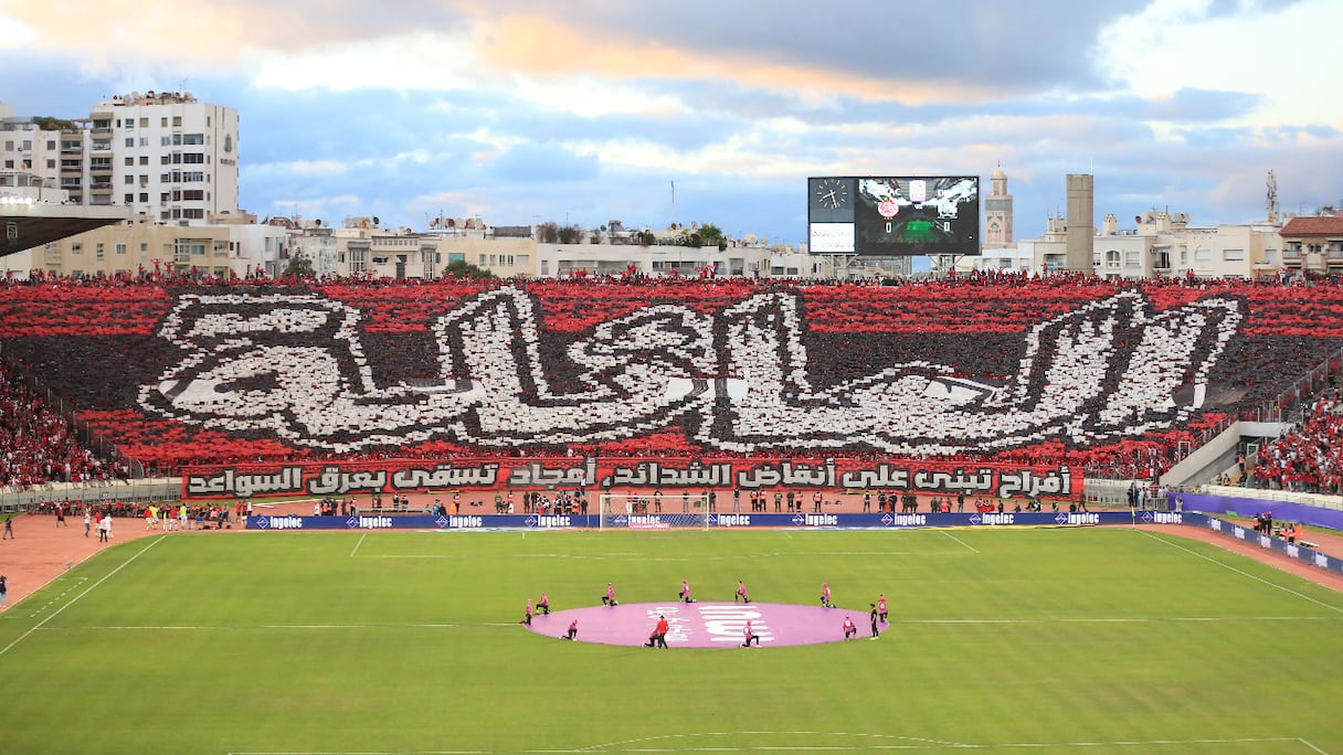 Le tifo des Winners, le samedi 25 juin, lors du match contre le DHJ (28e journée de Botola Pro Inwi).
