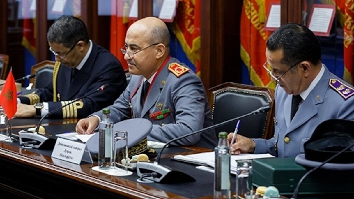 Le Général de Corps d'Armée, Inspecteur Général des FAR, Abdelfattah Louarak.
