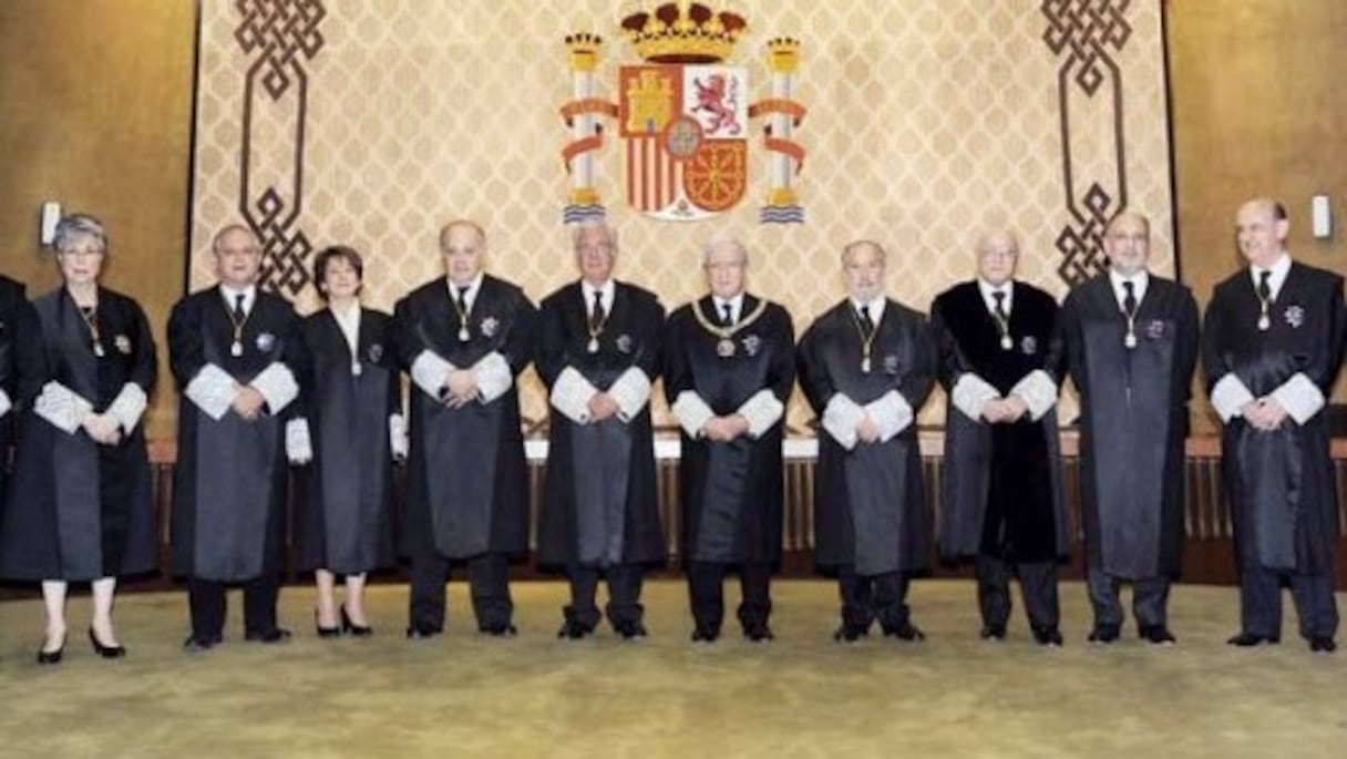 Le verdict a été adopté à l'unanimité des magistrats de la Cour constitutionnelle.
