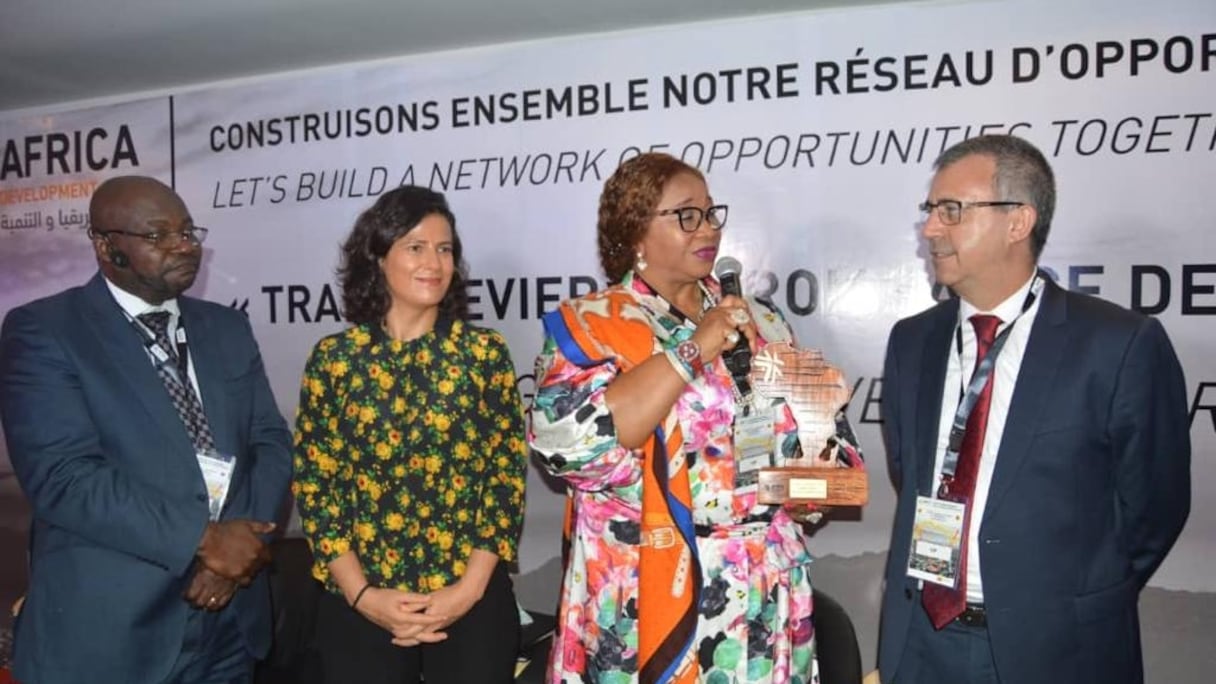 Lors de la cérémonie de remise du trophée Sufawe à Douala 
